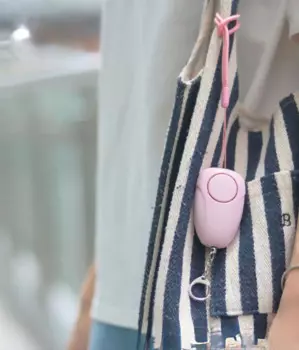 Брелок для самообороны Alarm120dB, для девушек и женщин, для защиты, предупреждение о персональной безопасности, громкий крик, Аварийная сигнализация