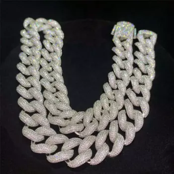 Цепочка из серебра 925 пробы с муассанитом, 18 мм