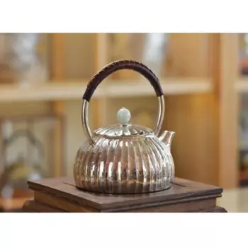 Чайник из серебра 999 пробы в стиле ретро, 250 мл