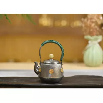 Чайник из серебра 999 пробы в стиле ретро, 180 мл