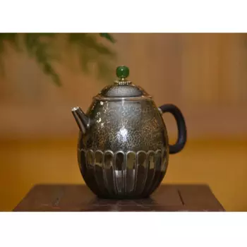 Чайник из серебра 999 пробы в стиле ретро, 150 мл