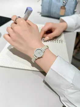 Часы DINIMI женские для учеников Старшей школы темпераментные Изящные маленькие циферблаты Простые Модные Женские кварцевые наручные часы с ремешком