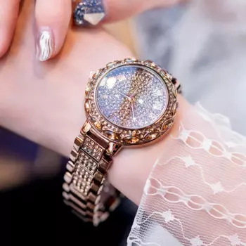 Часы женские, кварцевые, золотые, стразы