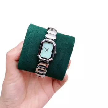 Часы женские с маленьким сахаром, простые элегантные модные с прямоугольным циферблатом, серый браслет с фритимой для пожилых