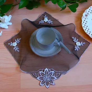 Черная кружевная подставка из полиэстера и хлопка