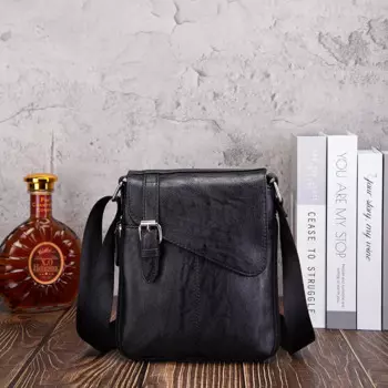 Черная ретро-сумка из искусственной кожи на одно плечо