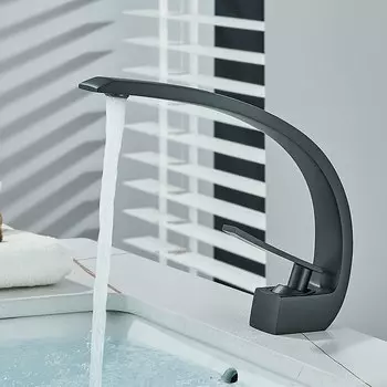 Черный латунный палубный смеситель Wanmivezlo для раковины