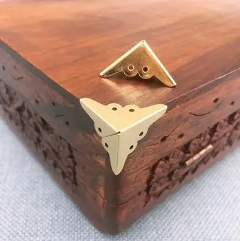 Декоративные уголки из железа XinqiHQ 20 шт. 18 мм