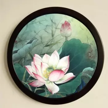 Деревянная круглая фоторамка Ergen