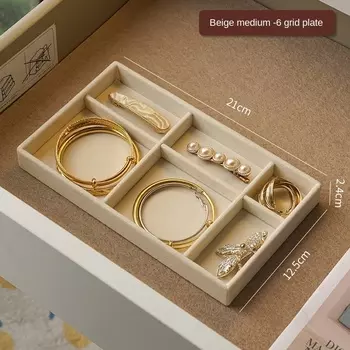 Деревянная шкатулка для украшений