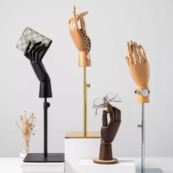 Деревянная шкатулка для ювелирных изделий в форме ладони