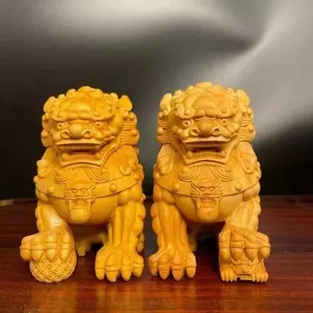 Деревянные фигурки львов WOODKIRIN