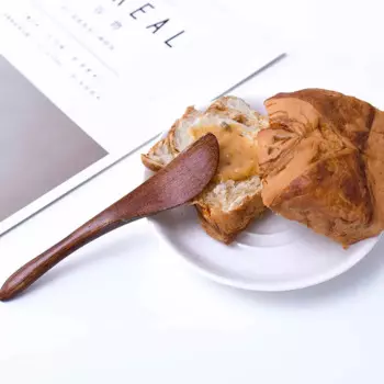 Деревянный нож для масла MOONBIFFY