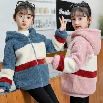 Детская зимняя куртка с капюшоном, из овечьей шерсти