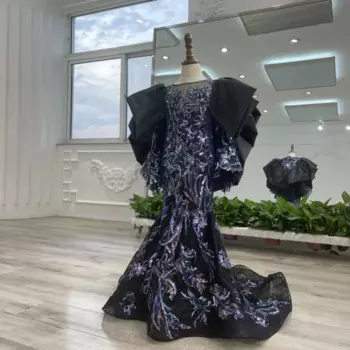 Детское черное изысканное платье-Русалка с цветочной вышивкой