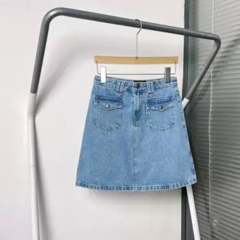 Джинсовая юбка с завышенной талией и карманами