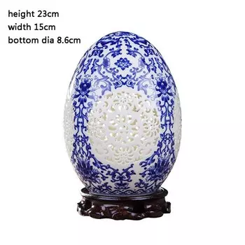 Фарфоровая ваза Цзиндэчжэнь с вырезами