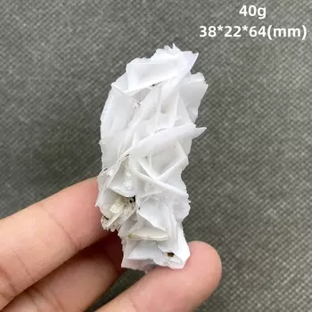 Флуоресцентный кальцит QIANCHUAN