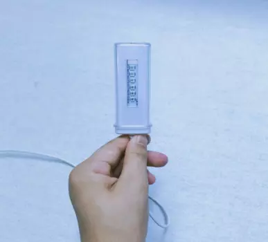 Фонарик Ручной с красным фонариком, улучшает Исцеление кожи