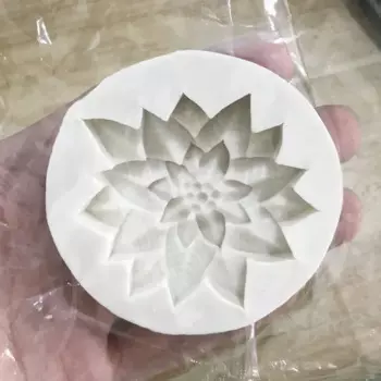 Форма для торта MOONBIFFY Рождественский цветок силиконовая