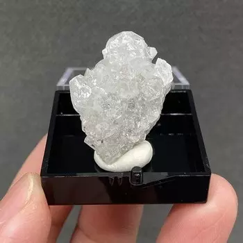 Фотокристалл апофиллит