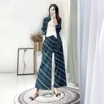 Горячая Распродажа, новинка, двубортный пиджак Miyake с длинным рукавом и круглым вырезом, асимметричный пиджак + плиссированные брюки, полосатый костюм в наличии