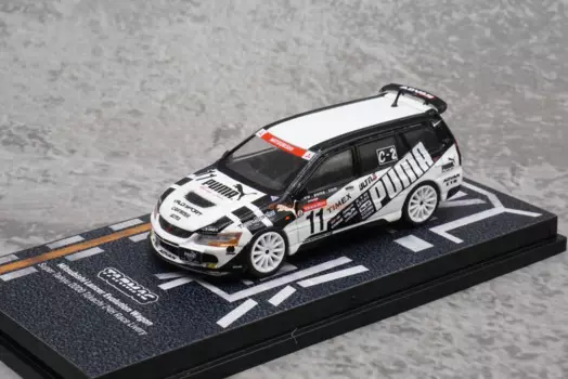 Игрушечная модель автомобиля TARMAC WORKS 1/64 EVO9 из сплава