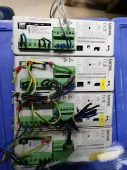 Инвертор Lenze в хорошем состоянии