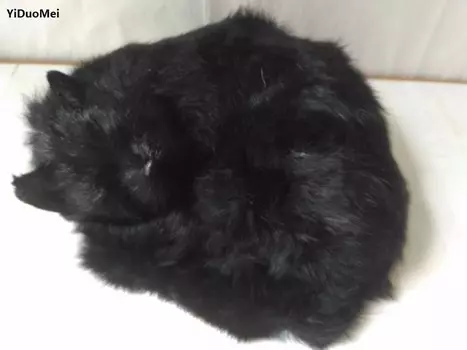 Искусственная кошка XFFox черная 27x20 см