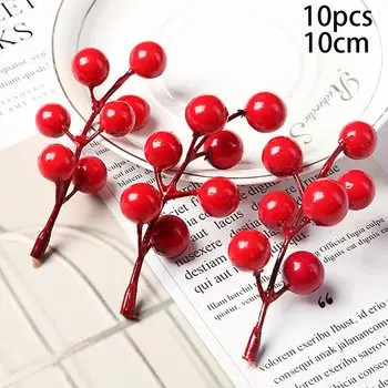 Искусственная рождественская елка, сосновые ветки, ягоды, украшения