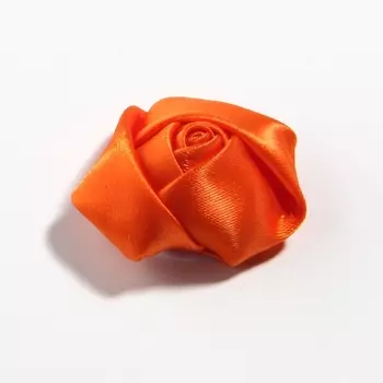 Искусственные атласные цветы для декора