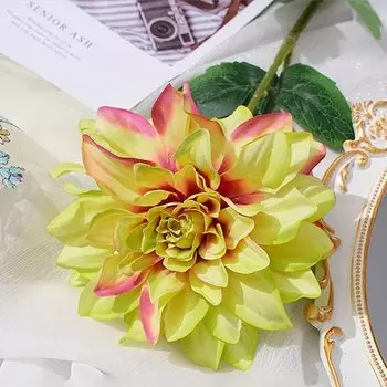 Искусственные розы NUBECOM розовые