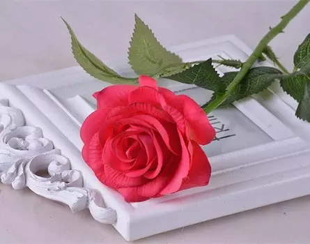 Искусственные розы NuoNuoWell 10 штук