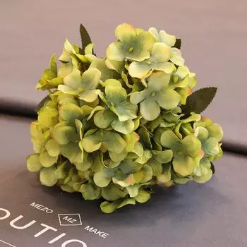 Искусственные шелковые гвоздики