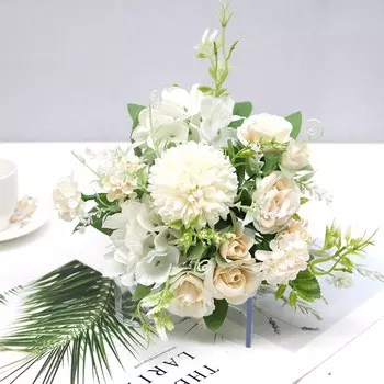 Искусственный букет гортензий из шелка