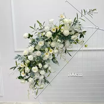 Искусственный полумесяц для свадьбы Lucky flower