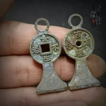 Изысканное античное бронзовое украшение ручной работы