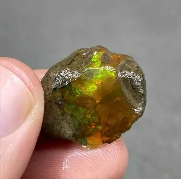 Эфиопский природный опал 4г QIANCHUAN