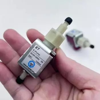 Электрический самовсасывающий водяной насос 220В