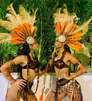 Южноафриканский этнический интерактивный костюм джунглей с красивыми перьями для танцевальной команды, Женский костюм gogo bar