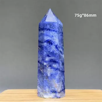 Камень с голубыми венами