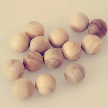 Кедровые шарики от моли 20 шт