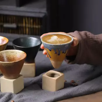 Керамическая коническая чашка, креативная винтажная керамическая кофейная чашка, керамическая чашка, чашка для воды, Ретро керамическая чашка для эспрессо, коническая чайная чашка