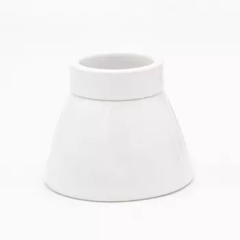 Керамический патрон E27 REACHYEA