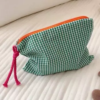 Клетчатая косметичка из хлопка