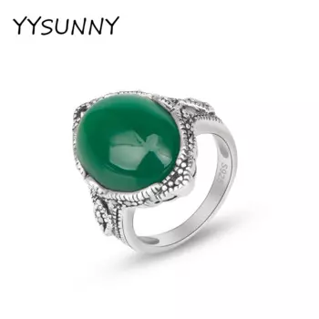 Кольца с нефритовым ангелом в винтажном стиле