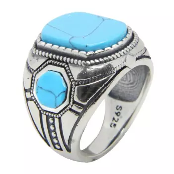 Кольцо из серебра 925 пробы с синим камнем