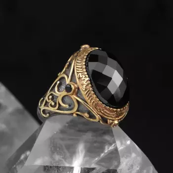 Кольцо из серебра с цирконием