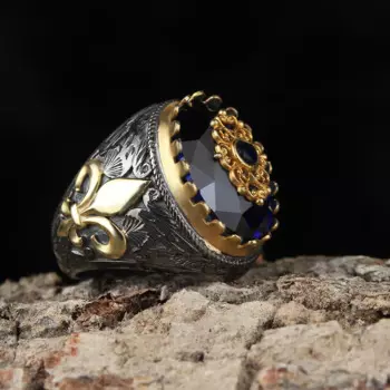 Кольцо из серебра с цирконием