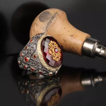 Кольцо из серебра с цирконием